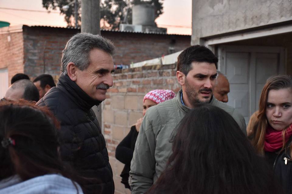 19366486_833874526767981_1910360077791527880_n