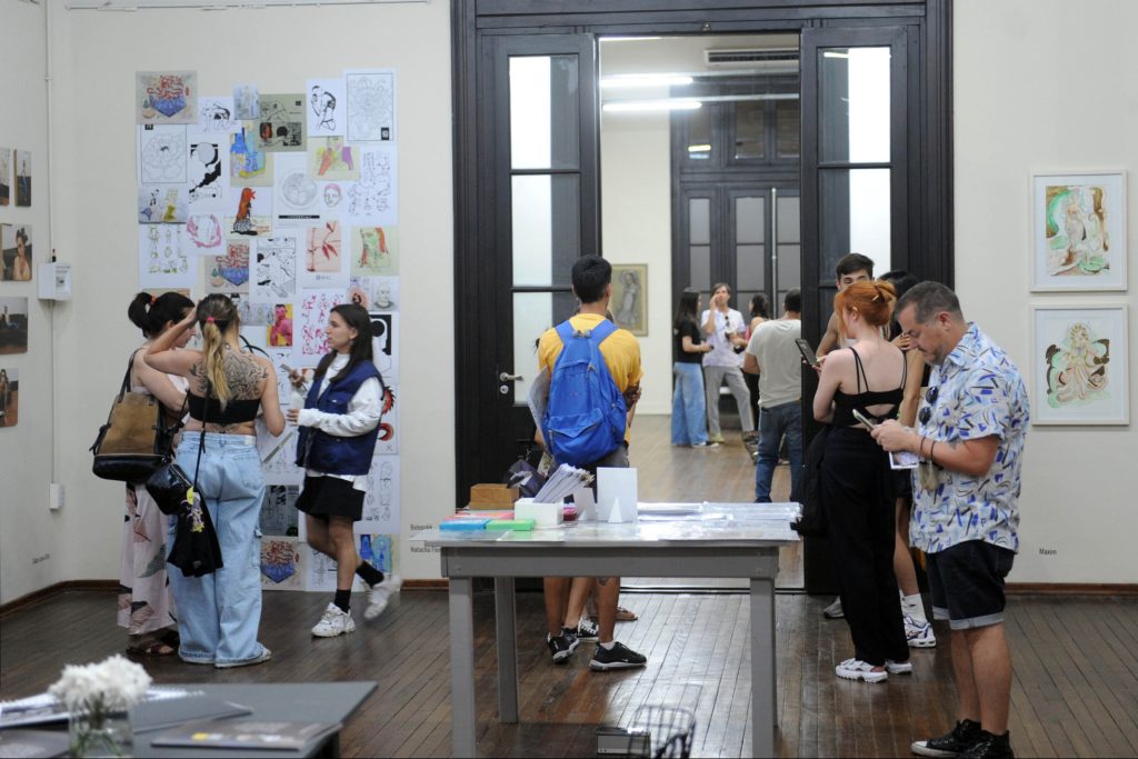 estacion belgrano feria vacaciones