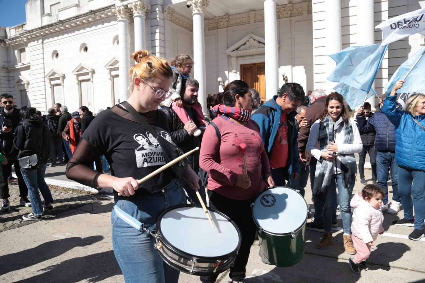 Defensa de la democracia Santa Fe (7)