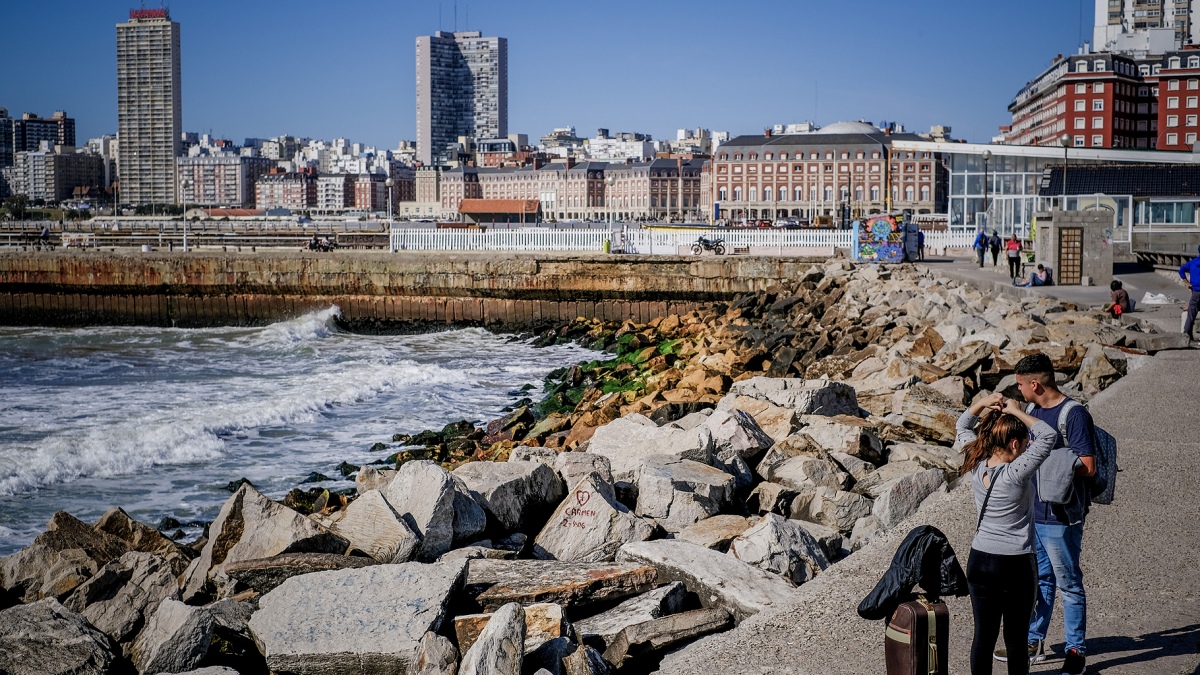 mar del plata turistas en mar del plata