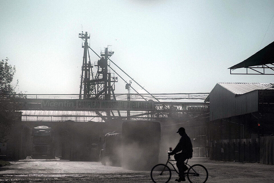 849419-ro06fo0123web