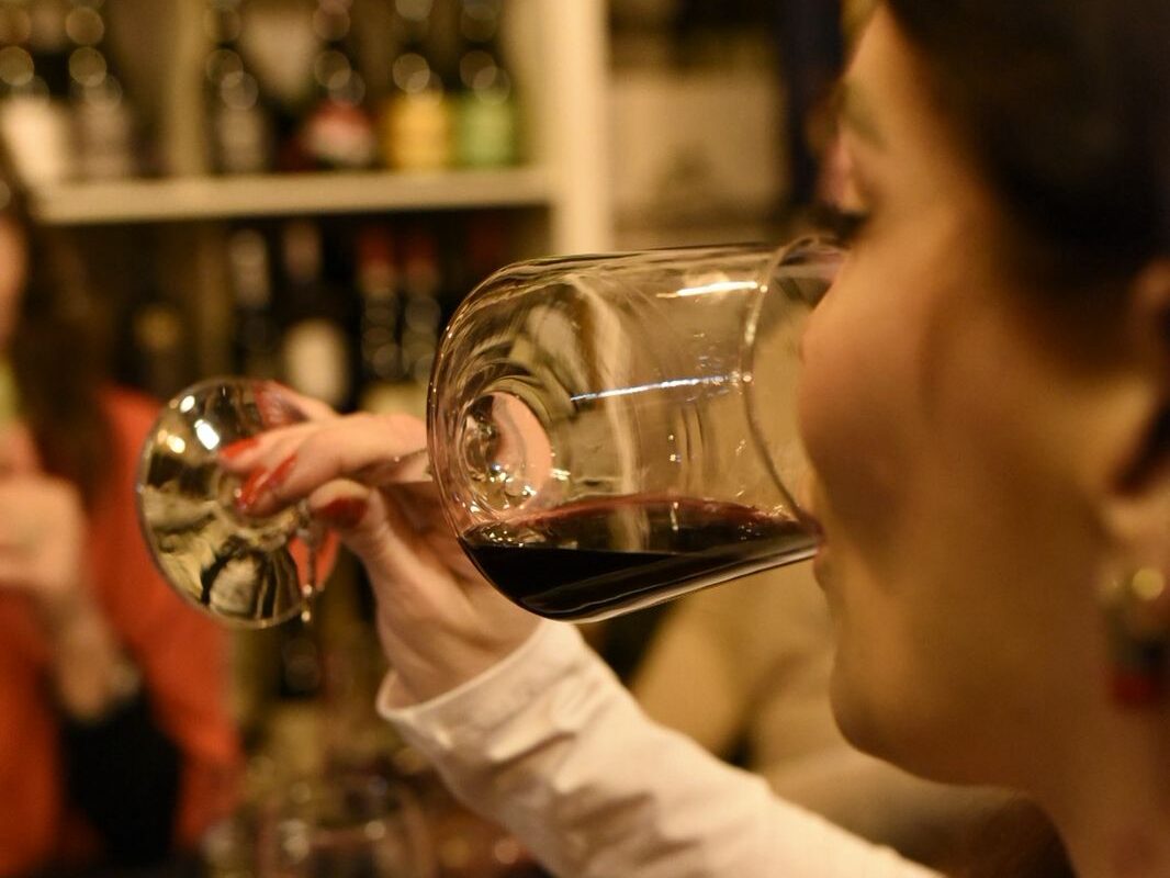 cata de vinos en Casa Bruni