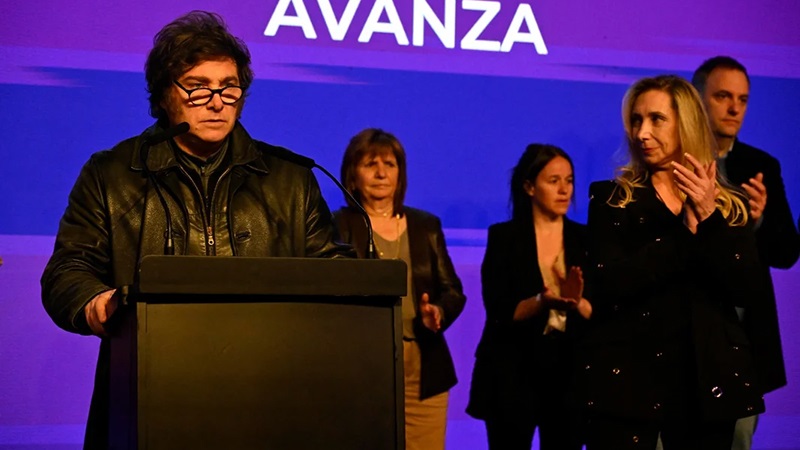 Javier Milei mesa política nacional