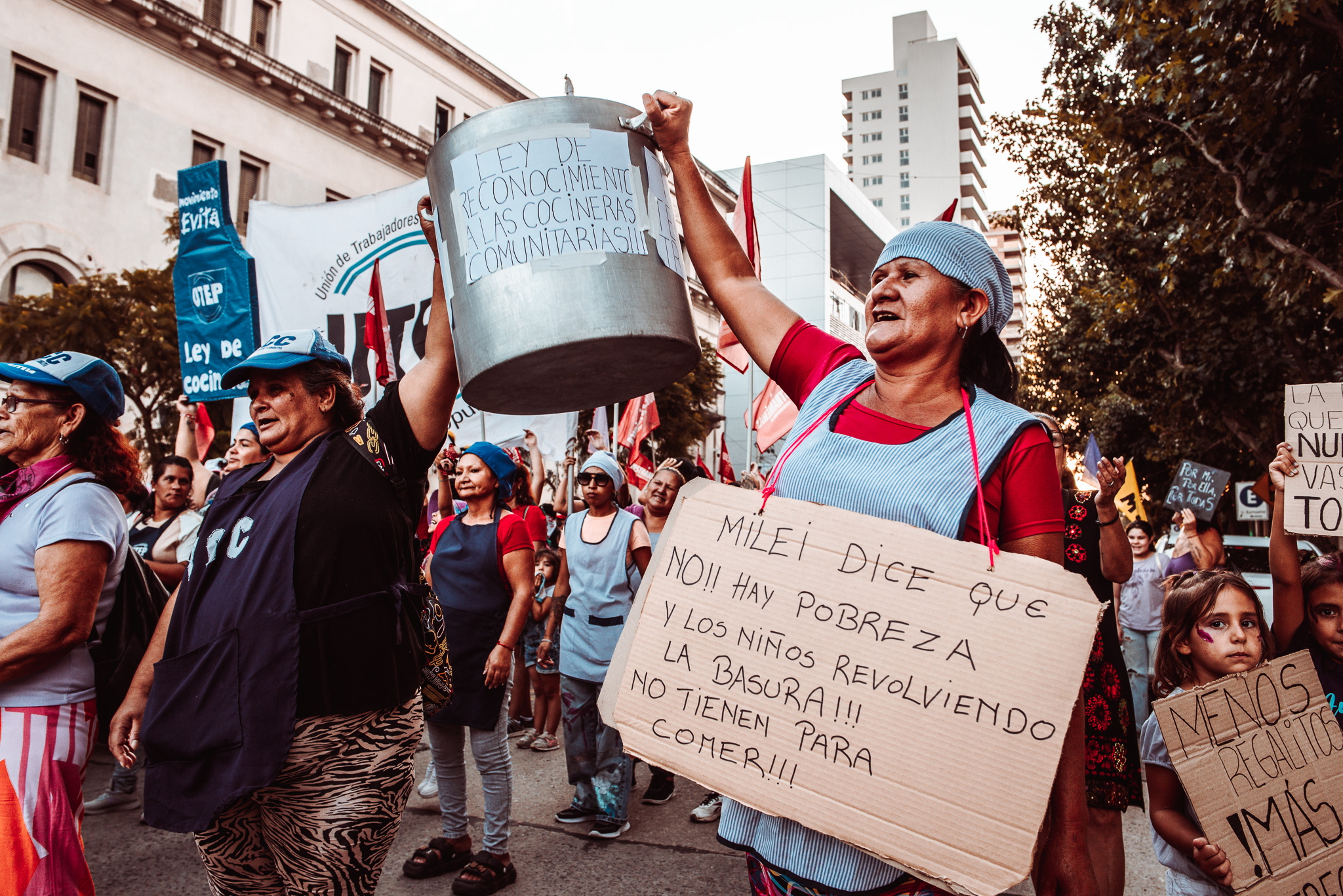 mujeres trabajadoras 8M cocineras trabajo