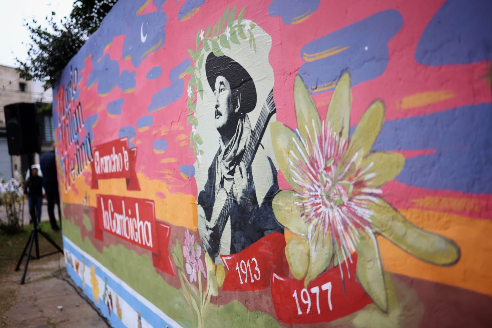 El Concejo inauguró en María Selva un mural homenaje al músico Mario Millán Medina